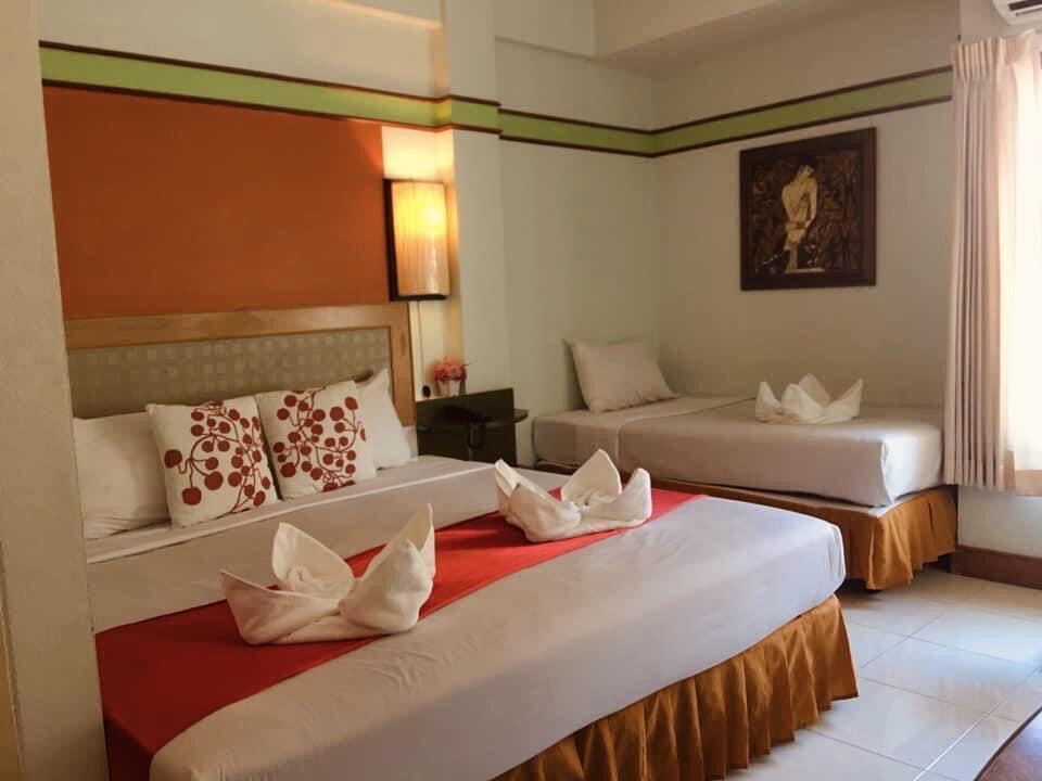Polkadot Hostel Phitsanulok Zewnętrze zdjęcie